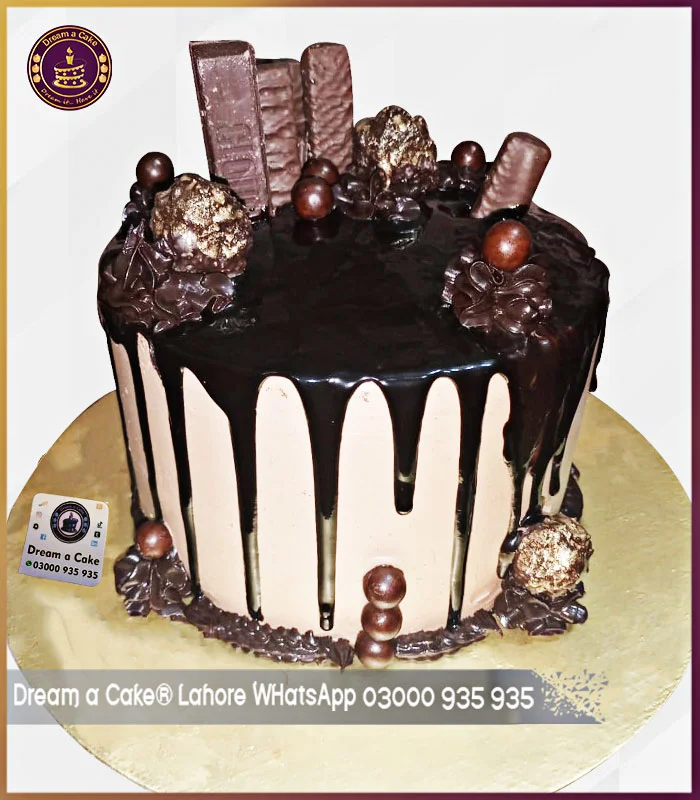 Delightful Black Beauty Chocolate Cake in Lahore