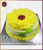 Yellow Charmer Sunflower Cake in Lahore