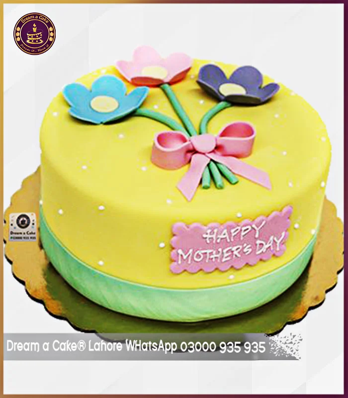 Garden Delight Mother's Day Cake in Lahore