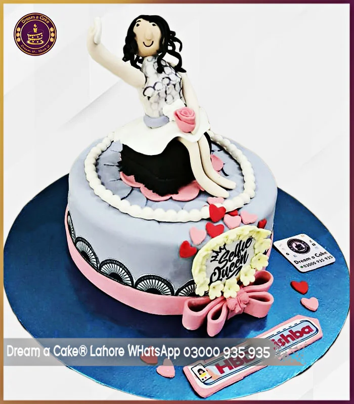 Customized cake for selfie queen in Lahore
