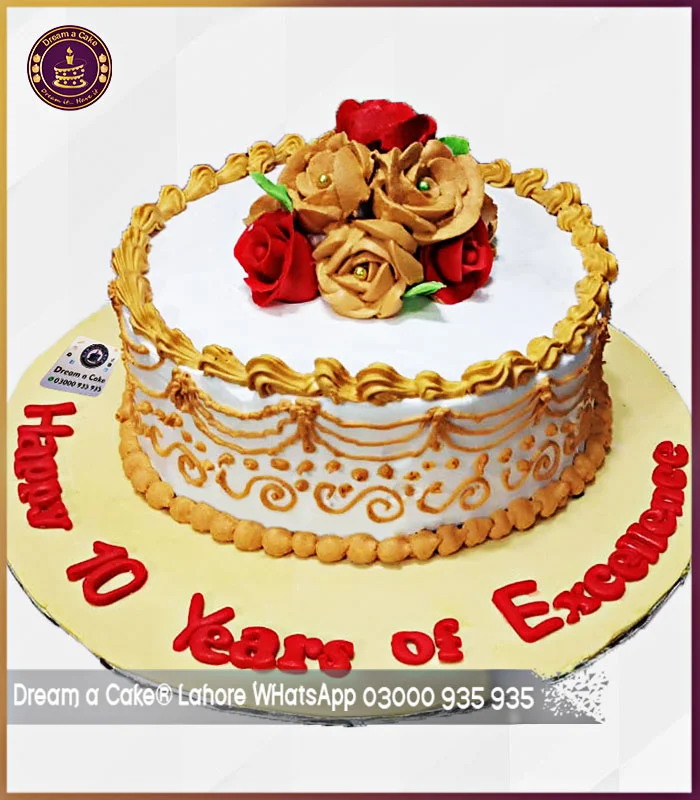 Romantic Petals Anniversary Floral Pattern Cake in Lahore