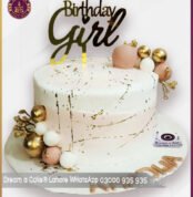 Girl pro 1 Dream a Cake