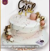 Girl pro 2 Dream a Cake